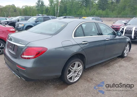 2017 Mercedes-Benz E 300 4Matic из США, поврежденный, VIN WDDZF4KB3HA081096